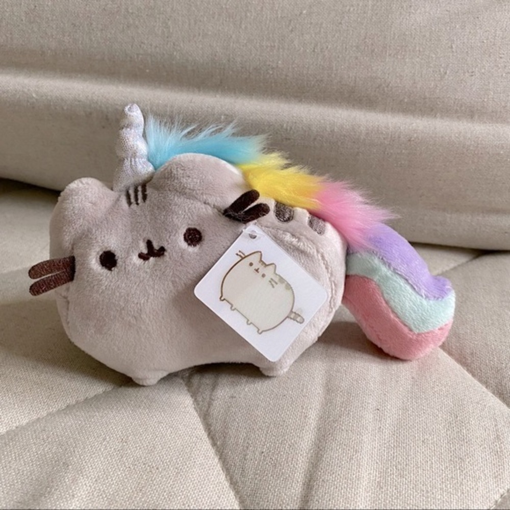NWT Pusheen cat unicorn rainbow 4” plush keychain